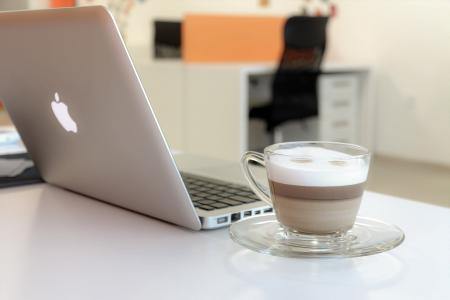清除, 玻璃, 茶杯, 棕色, 咖啡, 旁边, macbook