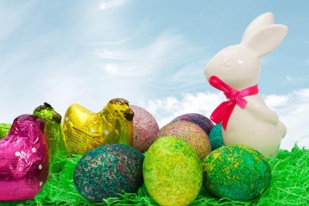 复活节, 复活节的巢, 复活节兔子, 瓷器, 回路, 鸡蛋, 彩色