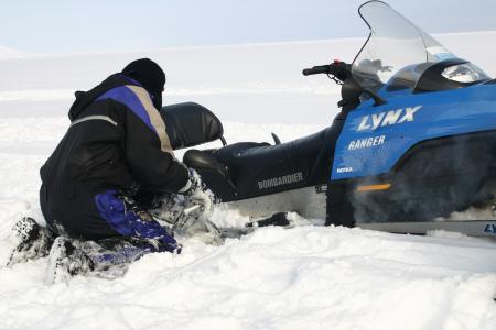 雪地车, 风险, 滑板车, 挖掘, 斯匹次卑尔根群岛, 雪, 冬天