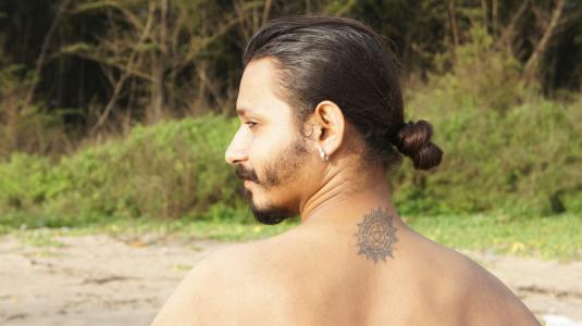 纹身, 海滩, 构成, 裸体, 长长的头发, 阳光, 身体