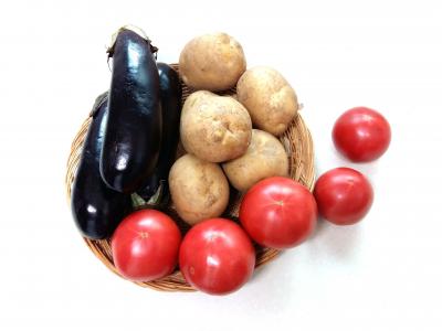 茄子, 马铃薯, 番茄, 蔬菜, 催生, 食品, 维生素