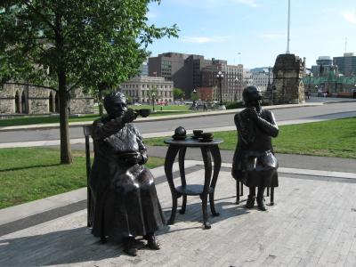 雕像, 渥太华, 著名的五, 议会山, 加拿大, 和平塔