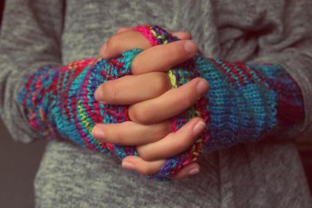 折叠的手, 手指, 手套, 针织, 冬天, 感冒, 人类的手