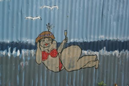 栅栏, 波纹铁, 绘画, 海滩, 女人, 葡萄酒, 喝