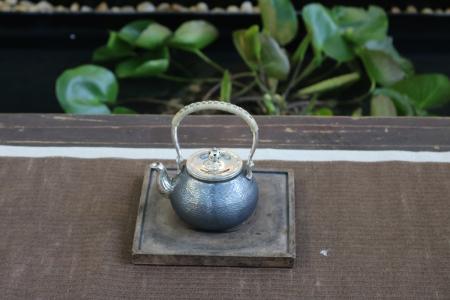 茶壶, 金属, 古代