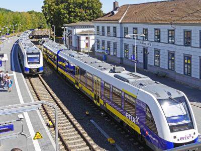 vienenburg, 树脂, 最旧的火车站, 现代化, 跟踪的攀登, zugbegegnung, 火车会议