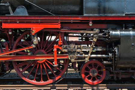 蒸汽机车, 连接杆, 车轮, 机箱, 油缸, 小齿轮, 铁路
