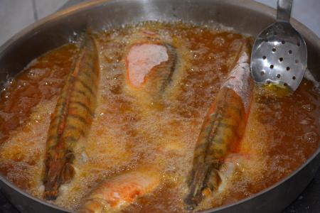 鱼, 烘烤, 淡水鱼, 食品, 烹饪, 蒸煮锅, 顿饭
