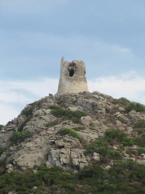 nuraghe, 塔, 从历史上看, 圆的塔, 防御塔, 撒丁岛