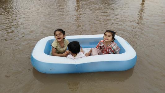 河, pind 大丹汗, 旁遮普, 童年, 浴缸, 水, 团结