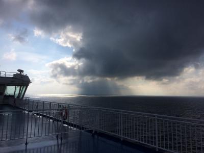 天星渡轮码头, 重的云彩, 雨, 开阔海域, 风暴