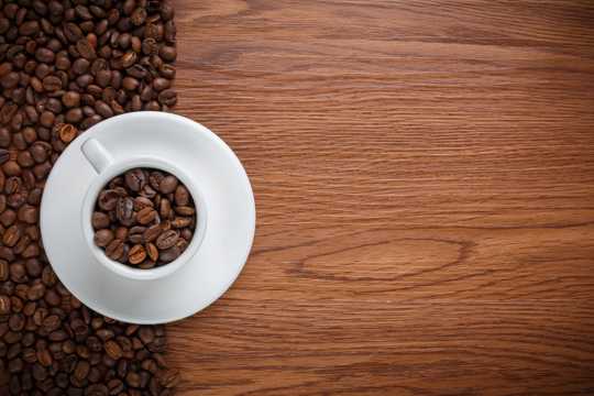 棕色咖啡豆高清图片