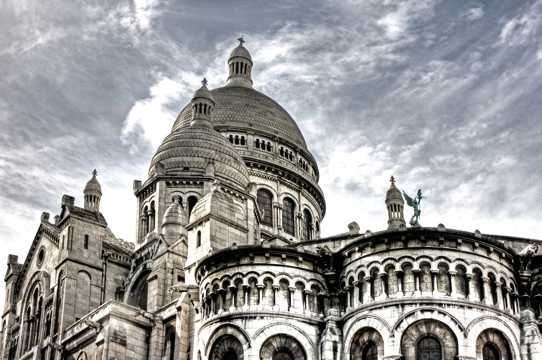 法国巴黎圣心大教堂建筑景物图片