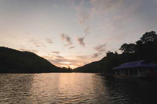 山川湖水景物图片
