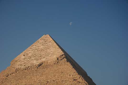 高清埃及金字塔图片