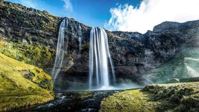 唯美的冰岛黄金瀑布景物图片