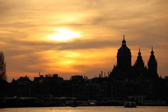 荷兰阿姆斯特丹夜景图片