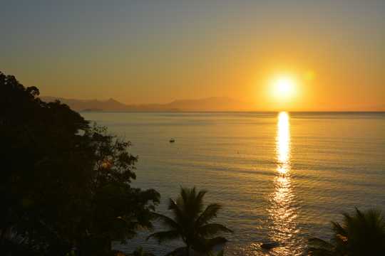 巴西海上朝阳图片